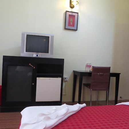Goldie Guesthouse Phnom Penh Extérieur photo