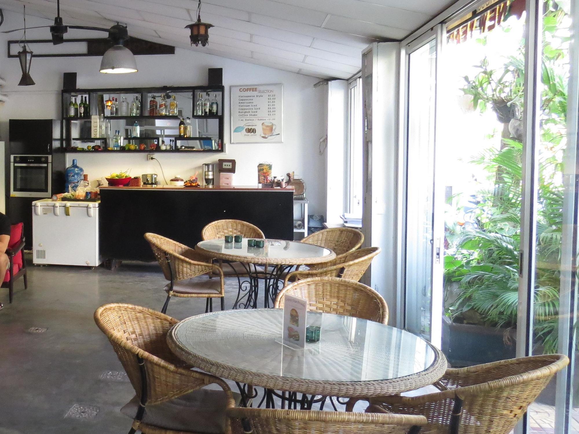 Goldie Guesthouse Phnom Penh Extérieur photo
