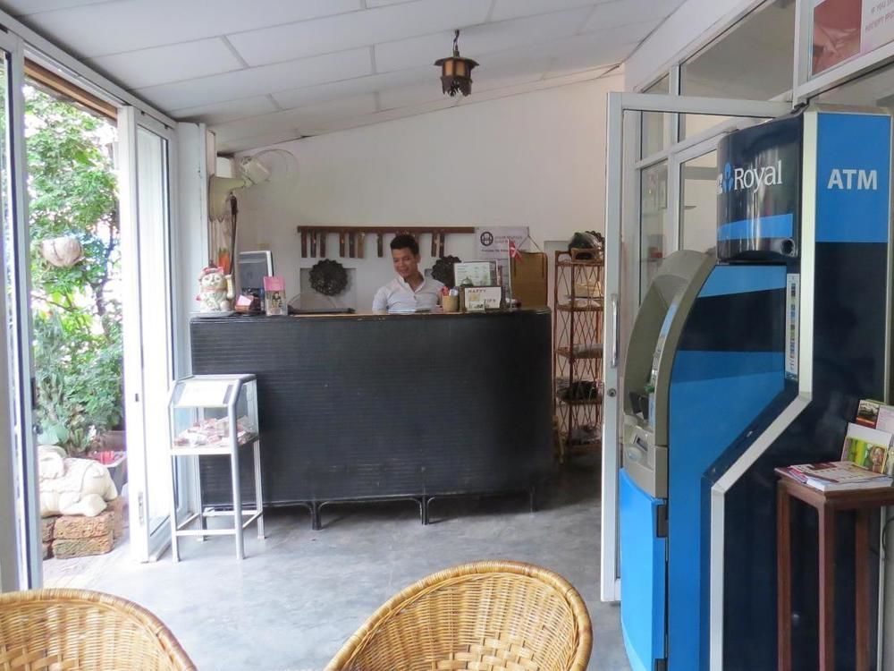 Goldie Guesthouse Phnom Penh Extérieur photo