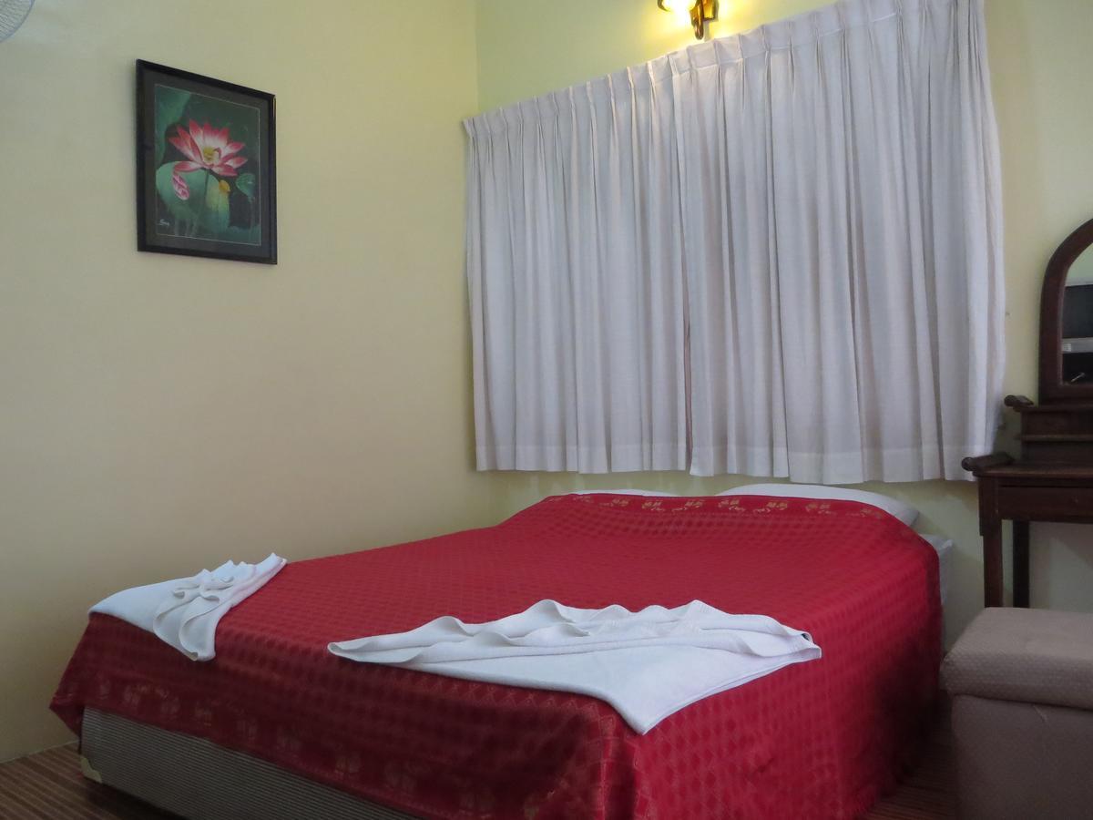 Goldie Guesthouse Phnom Penh Extérieur photo
