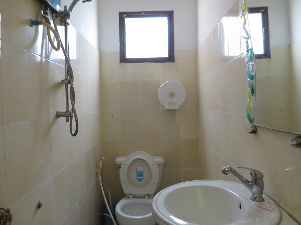 Goldie Guesthouse Phnom Penh Extérieur photo