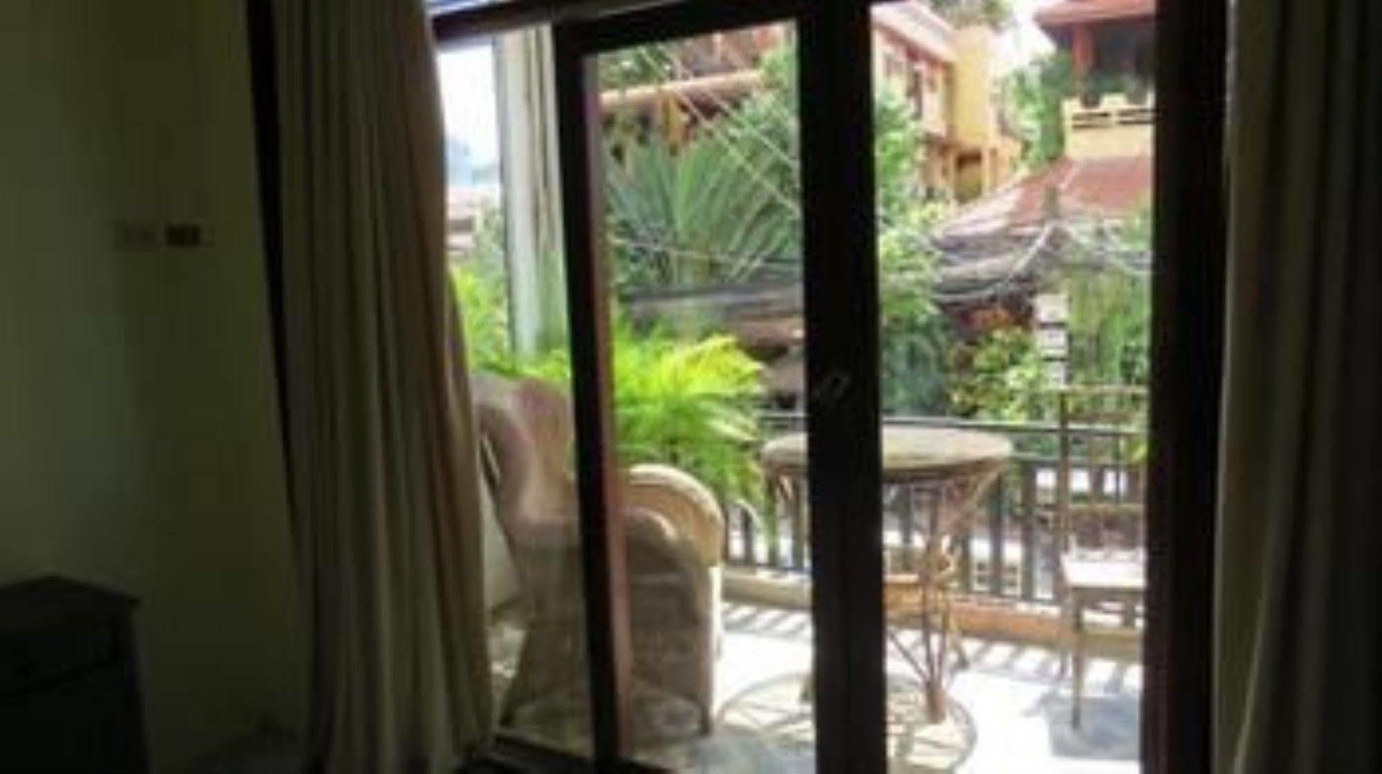 Goldie Guesthouse Phnom Penh Extérieur photo