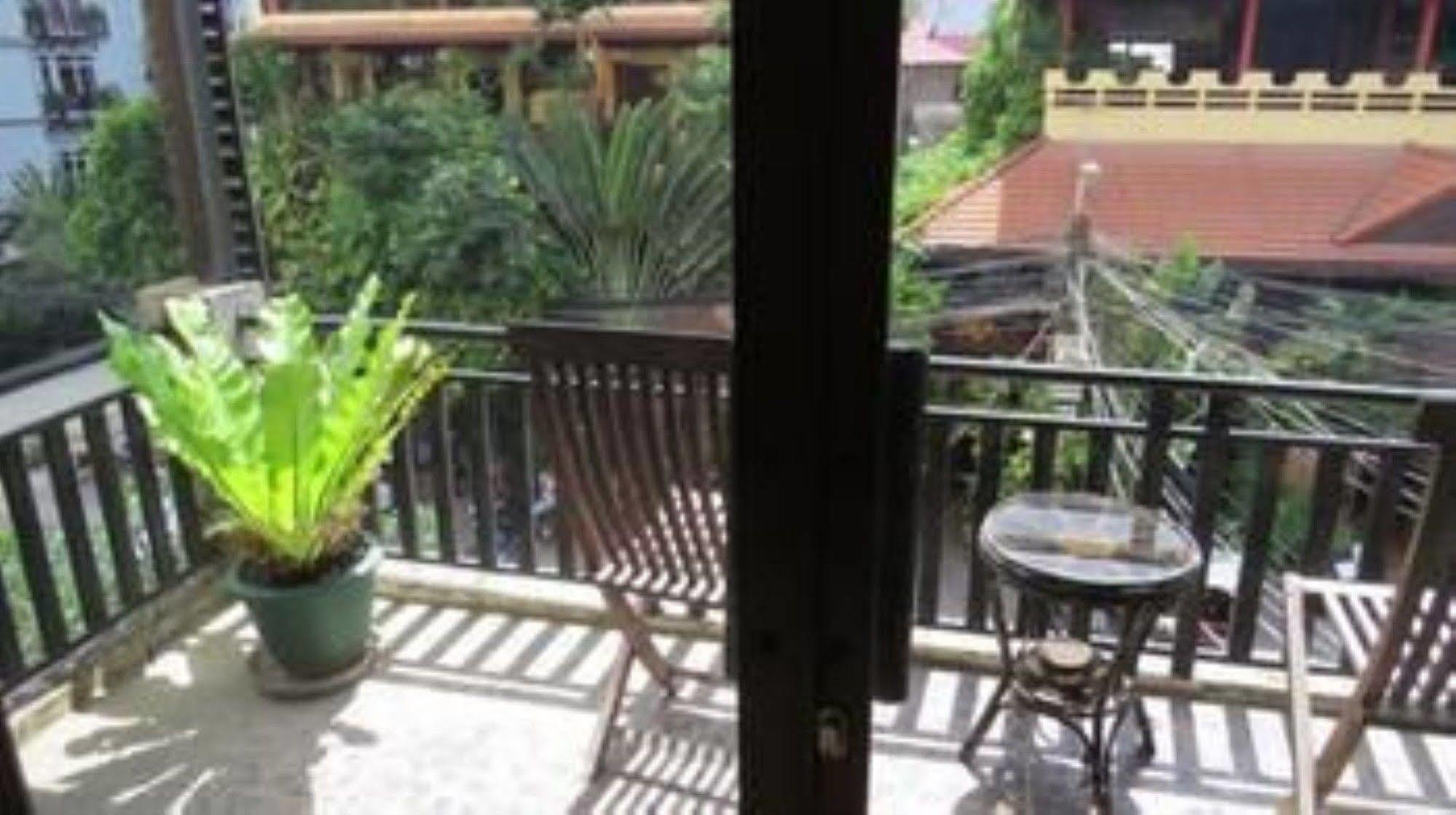 Goldie Guesthouse Phnom Penh Extérieur photo